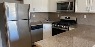 1515 14th Ave., Unit 204 1515 14th Ave., Unit 204 Photo Gallery 1