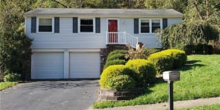118 Bashford Dr 118 Bashford Dr Photo Gallery 1