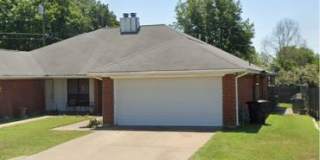 1503 Lindsey Ln W 1503 Lindsey Ln W Photo Gallery 1