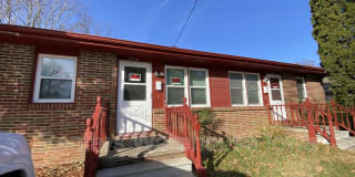 3312 SE 5th St 3312 SE 5th St Photo Gallery 1