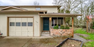 160 SE Atwood Ave 160 SE Atwood Ave Photo Gallery 1