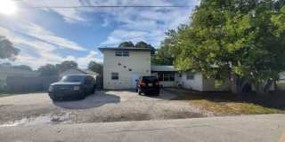2104 55th Ave W 2104 55th Ave W Photo Gallery 1