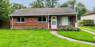 28304 ABERDEEN Street W 28304 ABERDEEN Street W Photo Gallery 1