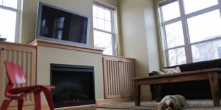 308 E 18th St 309 308 E 18th St 309 Photo Gallery 1