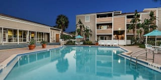 Woodlake Villas Woodlake Villas Photo Gallery 1