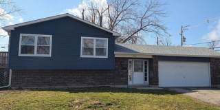 7900 Oakview Ln. 7900 Oakview Ln. Photo Gallery 1