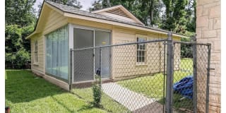 623 W Camellia St 623 W Camellia St Photo Gallery 1