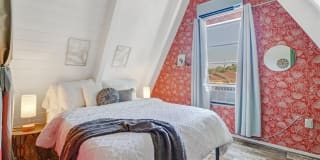 11682 Saunders AVE 11682 Saunders AVE Photo Gallery 1