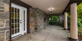 1 DREYCOTT LANE 1 DREYCOTT LANE Photo Gallery 1