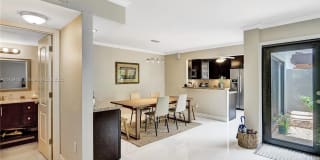 4708 SW 67 AV 4708 SW 67 AV Photo Gallery 1