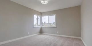 129 South San Jacinto Drive 129 South San Jacinto Drive Photo Gallery 1