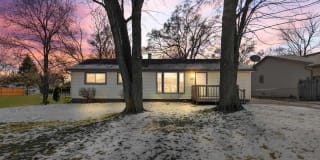 2110 Barclay 2110 Barclay Photo Gallery 1