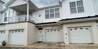 250 Adam Pointe Blvd 250 Adam Pointe Blvd Photo Gallery 1