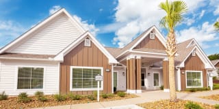 The Vista Apartments and Townhomes The Vista Apartments and Townhomes Photo Gallery 1