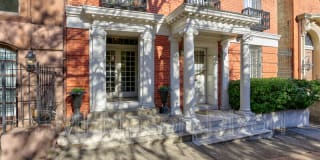 14 E Mount Vernon Pl 14 E Mount Vernon Pl Photo Gallery 1