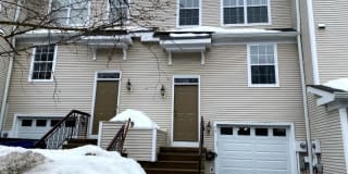 45 Rushmore Ln 45 Rushmore Ln Photo Gallery 1