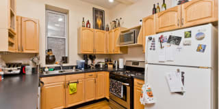 1817 West Armitage Avenue 1817 West Armitage Avenue Photo Gallery 1