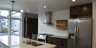 1485 West 8th Ave 1485 West 8th Ave Photo Gallery 1