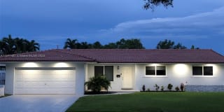 13933 Alamanda Ave 13933 Alamanda Ave Photo Gallery 1