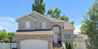 1752 N 2475 W 1752 N 2475 W Photo Gallery 1