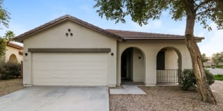 2435 South 87th Drive 2435 South 87th Drive Photo Gallery 1