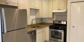 6145 Leesburg Pike #307 6145 Leesburg Pike #307 Photo Gallery 1