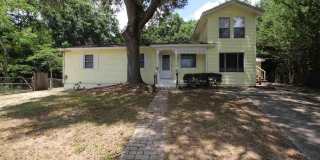 5 N Edgewood Cir 5 N Edgewood Cir Photo Gallery 1
