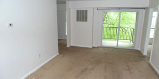 7 SILVERWOOD CIRCLE 7 SILVERWOOD CIRCLE Photo Gallery 1