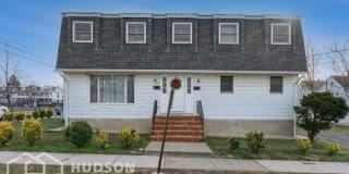 91 Cambridge Ave 91 Cambridge Ave Photo Gallery 1