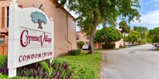 7101 Miami Lakes Dr 7101 Miami Lakes Dr Photo Gallery 1