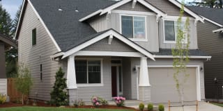 2307 NE 38th Ave 2307 NE 38th Ave Photo Gallery 1