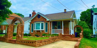 1330 Girard St, NE 1330 Girard St, NE Photo Gallery 1