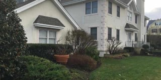 102 S surrey Ave 102 S surrey Ave Photo Gallery 1