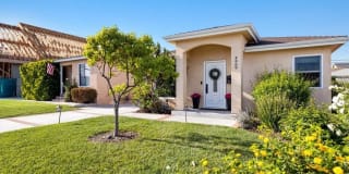 4869 W 138th Street 4869 W 138th Street Photo Gallery 1