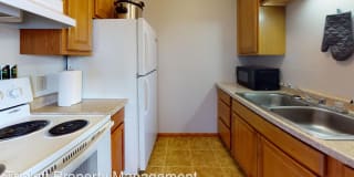 2810 Grand 2810 Grand Photo Gallery 1
