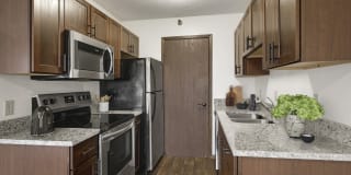 Lou Park Apartments Lou Park Apartments Photo Gallery 1