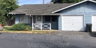 2525 SE Main St 2525 SE Main St Photo Gallery 1
