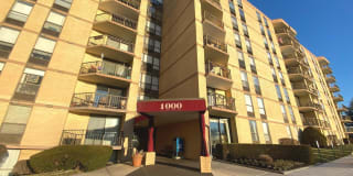 666 W GERMANTOWN PIKE 666 W GERMANTOWN PIKE Photo Gallery 1