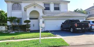 564 SW 180th Ave 564 SW 180th Ave Photo Gallery 1