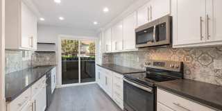 72 Corniche B 72 Corniche B Photo Gallery 1