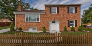900 S WAKEFIELD STREET 900 S WAKEFIELD STREET Photo Gallery 1