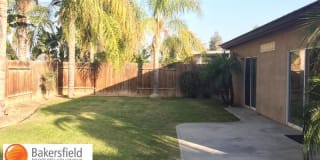 9712 Manhattan Drive 9712 Manhattan Drive Photo Gallery 1