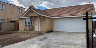 38463 10th Pl. East 38463 10th Pl. East Photo Gallery 1