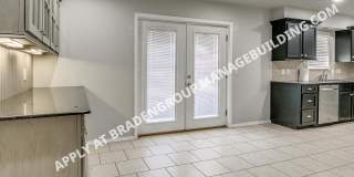 734 W 7th St. 734 W 7th St. Photo Gallery 1