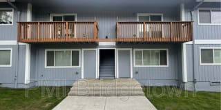 4800 SE Boardman Ave 4800 SE Boardman Ave Photo Gallery 1