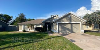 8465 Bay Dr 8465 Bay Dr Photo Gallery 1