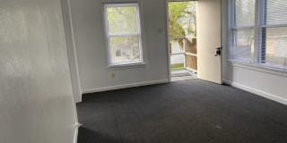211 Market W 211 Market W Photo Gallery 1