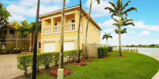 14061 SW 136th Pl 14061 SW 136th Pl Photo Gallery 1