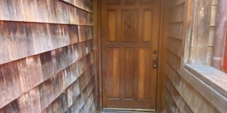 461 Dela Vina Ave. #206 461 Dela Vina Ave. #206 Photo Gallery 1