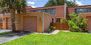 8605 NW 35th Ct 8605 NW 35th Ct Photo Gallery 1